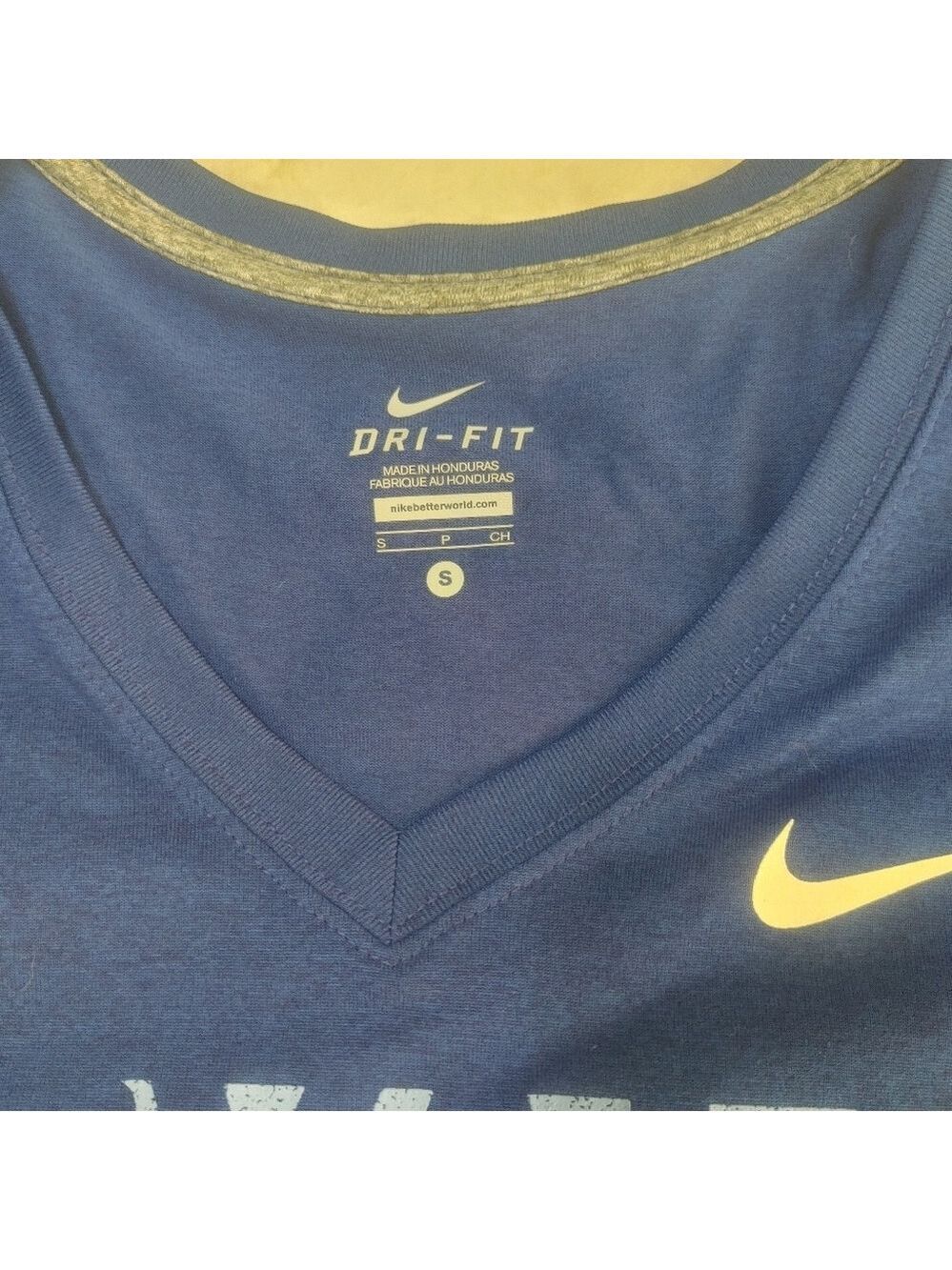 Kansas City Royals Nike Dry Fit Women’s V-neck Slim Fit Size Small Summer - Picture 4 of 10